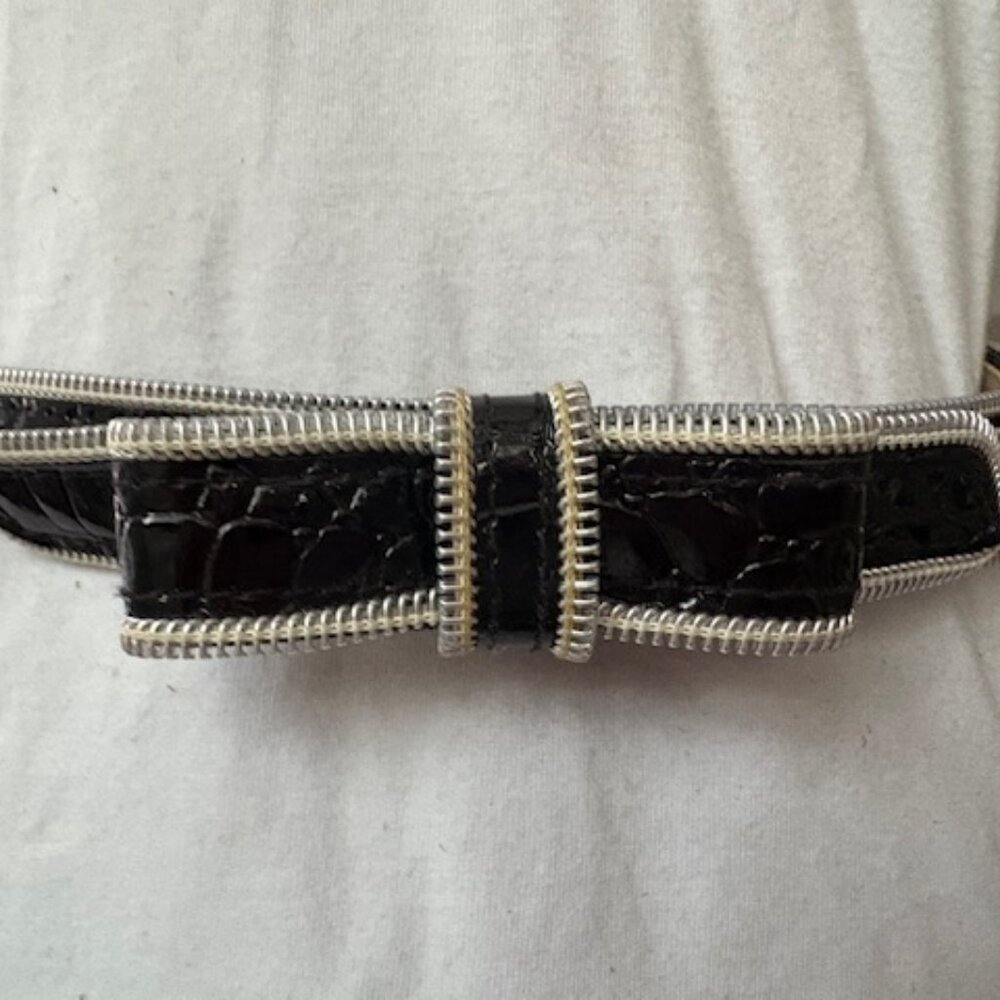 Thin Croc leather Bow belt.